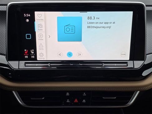 New 2026 Volkswagen Atlas Cross Sport SEL R-Line image 15