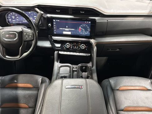 Used 2024 GMC Sierra 2500 AT4 w/ Technology Package AWD/4WD image 19