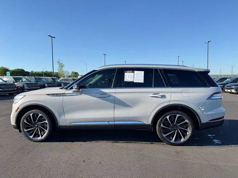Used 2020 Lincoln Aviator Reserve w/ Equipment Group 202A AWD/4WD image 8