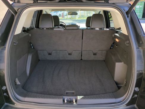 Used 2019 Ford Escape Titanium image 13