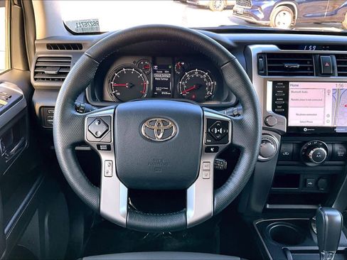 Used 2024 Toyota 4Runner SR5 Premium image 5