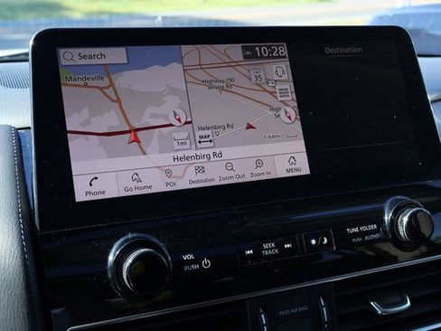 Used 2021 Nissan Armada SL image 3