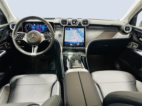 New 2026 Mercedes-Benz GLC 350e 4MATIC image 6
