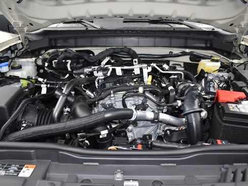 New 2025 Ford Bronco Badlands image 15