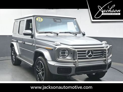 Used 2025 Mercedes-Benz G 550 image 1