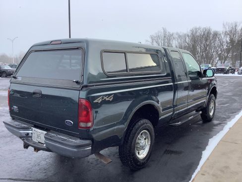 Used 2004 Ford F250 XLT image 6