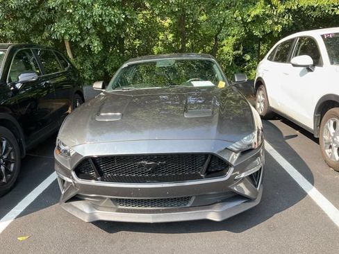 Used 2018 Ford Mustang GT Premium w/ GT Performance Package RWD image 11