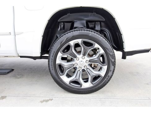 Used 2023 RAM 1500 Limited image 32