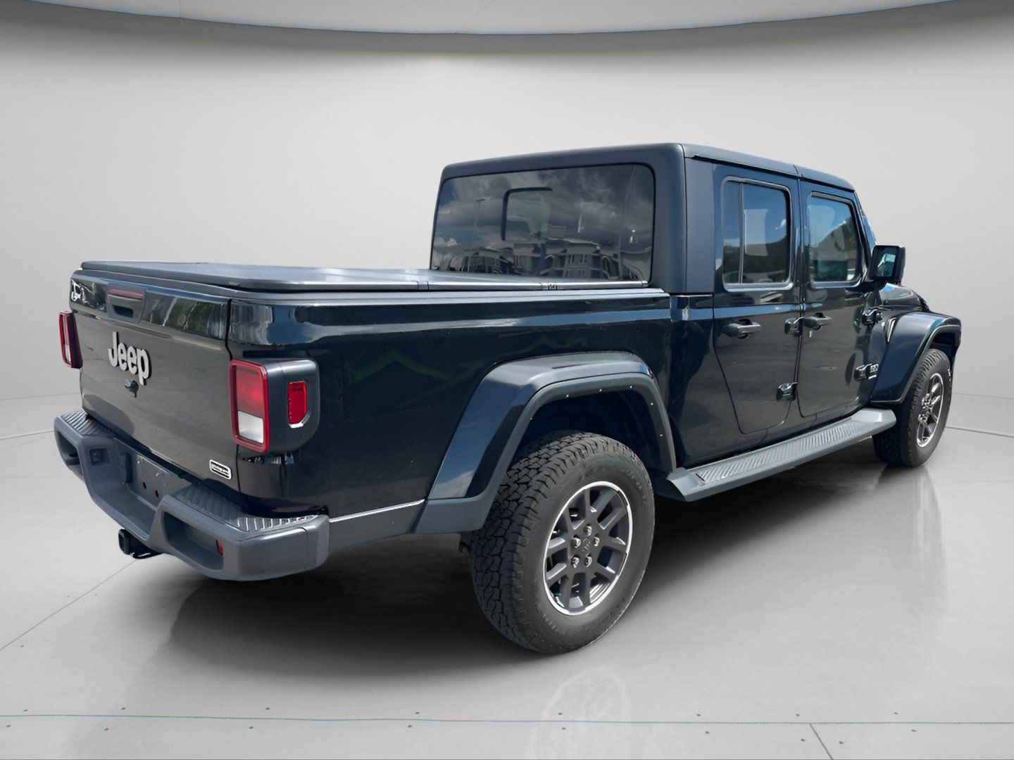 Used 2022 Jeep Gladiator Overland w/ Popular Equipment Package AWD/4WD image 11