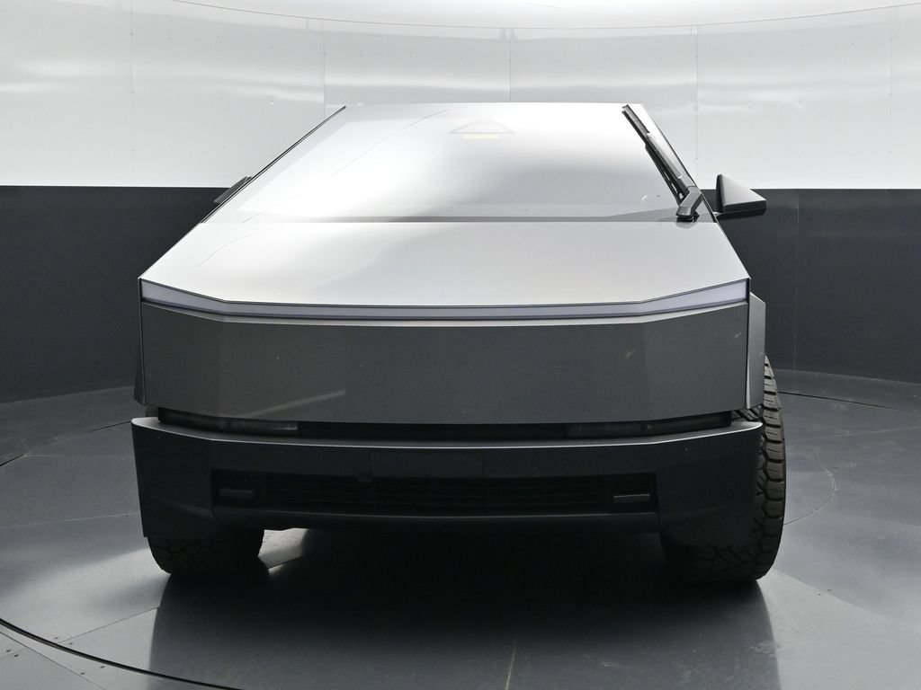 Used 2025 Tesla Cybertruck AWD Crew Cab image 8