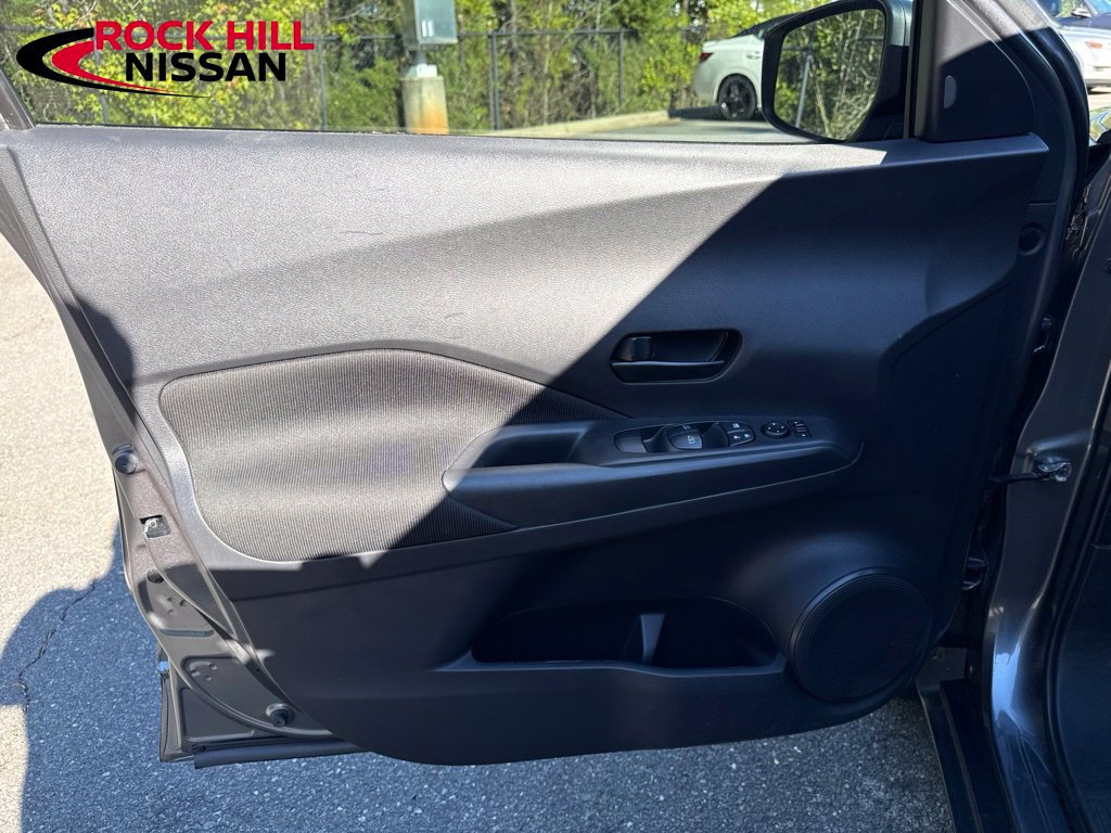 Used 2021 Nissan Kicks S FWD image 13