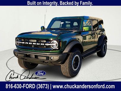 New 2025 Ford Bronco Outer Banks w/ Sasquatch Package
