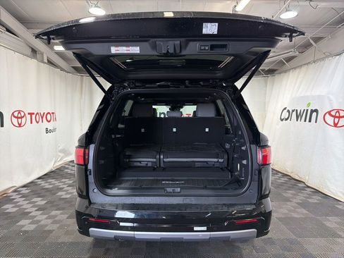 Used 2026 Toyota Sequoia 4WD image 17