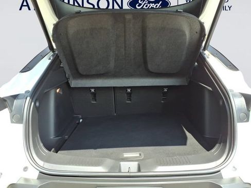 Used 2024 Buick Envista Preferred w/ Convenience I Package FWD image 8