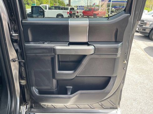 Used 2016 Ford F150 XLT w/ Equipment Group 302A Luxury image 32