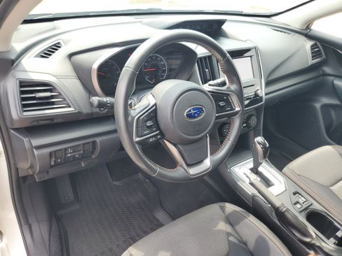 Used 2019 Subaru Crosstrek 2.0i Premium w/ Moonroof Package AWD/4WD image 13