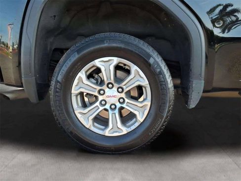 Used 2025 GMC Sierra 1500 SLT image 20