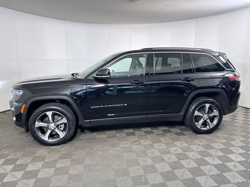 Used 2023 Jeep Grand Cherokee 4WD 4xe w/ Luxury Tech Group II image 6