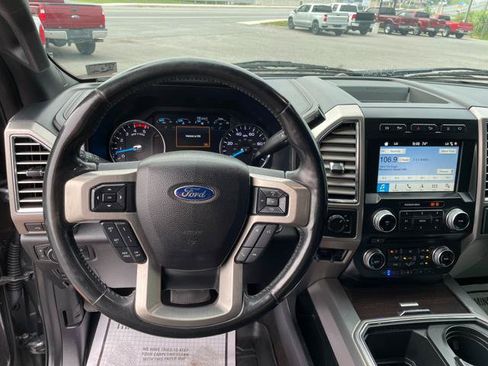 Used 2017 Ford F250 Platinum w/ Platinum Ultimate Package AWD/4WD image 19