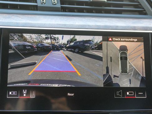 Certified 2022 Audi e-tron Premium w/ Convenience Plus Package image 27