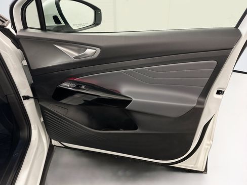 Used 2023 Volkswagen ID.4 Pro S image 35