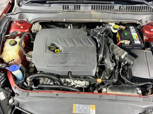 Used 2014 Ford Fusion SE w/ Equipment Group 201A FWD image 30
