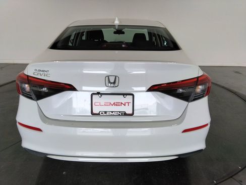 Used 2023 Honda Civic EX image 7