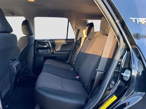 Used 2022 Toyota 4Runner TRD Off-Road image 23