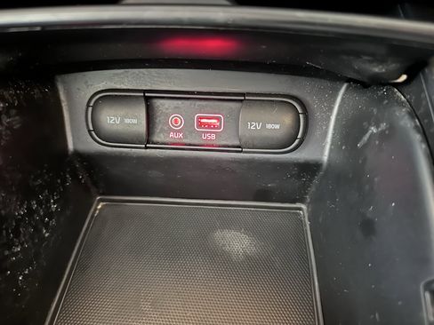 Used 2019 Kia Sorento LX image 50