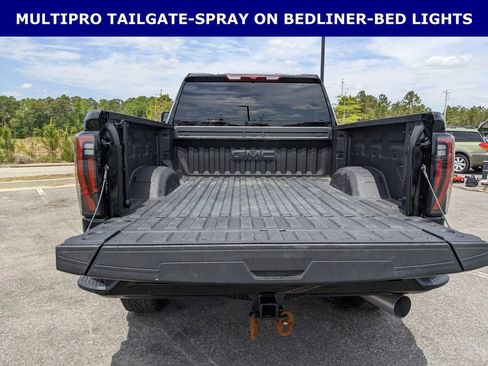 Used 2025 GMC Sierra 2500 AT4 AWD/4WD image 13