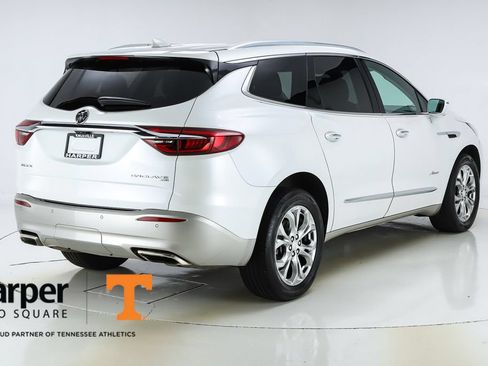 Used 2018 Buick Enclave Avenir w/ Avenir Technology Package AWD/4WD image 49