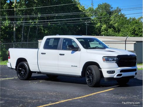 Used 2023 RAM 1500 Laramie AWD/4WD image 13