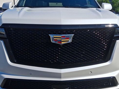 Certified 2024 Cadillac Escalade V AWD/4WD image 9