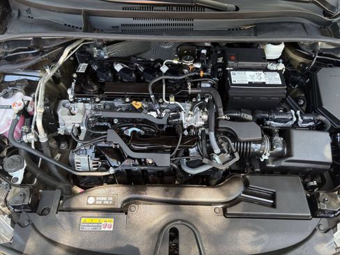 Used 2025 Toyota Corolla LE FWD image 25