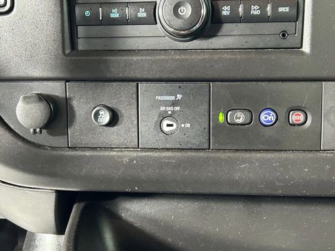 Used 2023 Chevrolet Express 3500 LS RWD image 19