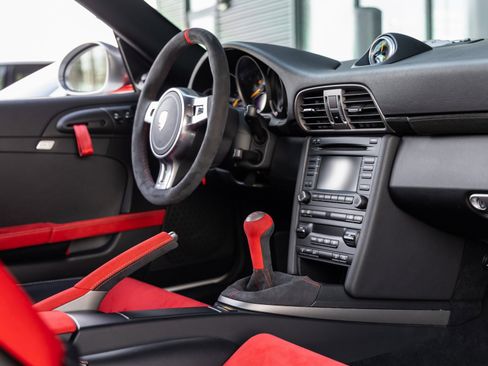Used 2011 Porsche 911 GT3 RS 4.0 image 64