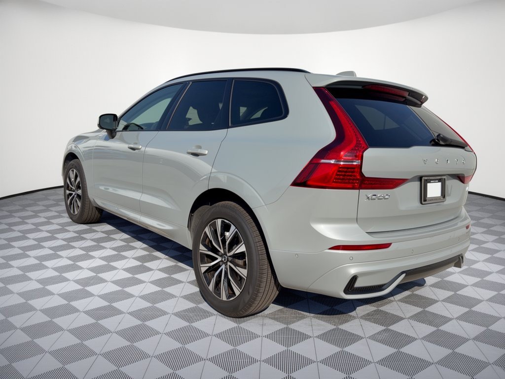 Certified 2024 Volvo XC60 B5 Plus AWD/4WD image 3