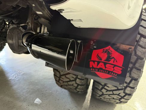 Used 2024 Ford F450 Limited w/ FX4 Off-Road Package image 21