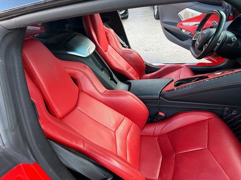 Used 2021 Chevrolet Corvette Stingray Preferred Cpe w/ 2LT RWD image 18