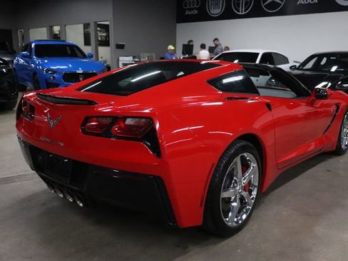 Used 2014 Chevrolet Corvette Stingray Coupe w/ 2LT Preferred Equipment Group RWD image 9