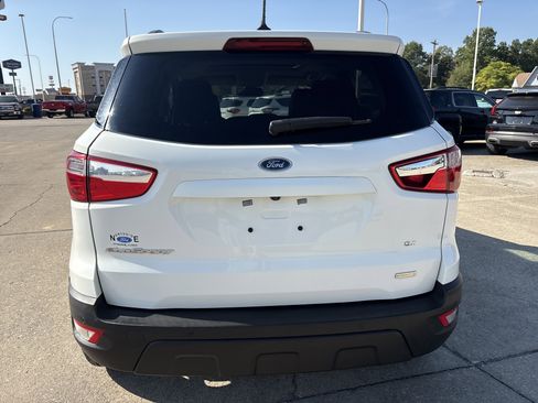 Used 2019 Ford EcoSport SE image 4