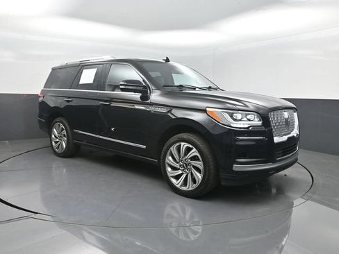 Used 2023 Lincoln Navigator Reserve RWD image 30