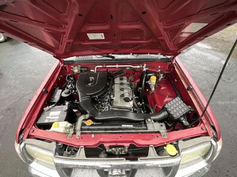 Used 1998 Nissan Frontier XE image 16