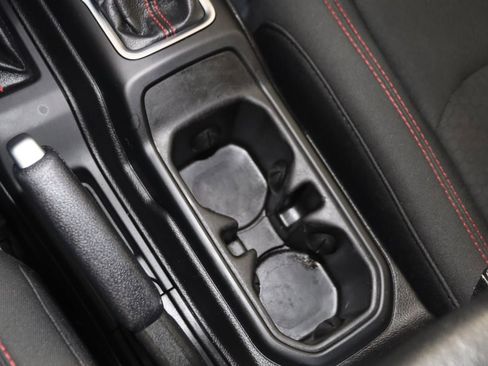 Used 2018 Jeep Wrangler Rubicon image 28