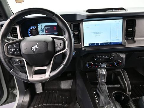 Certified 2022 Ford Bronco Outer Banks image 15