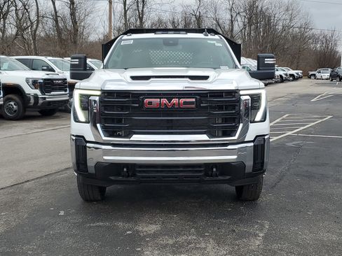 New 2025 GMC Sierra 3500 Pro w/ Convenience Package AWD/4WD image 2