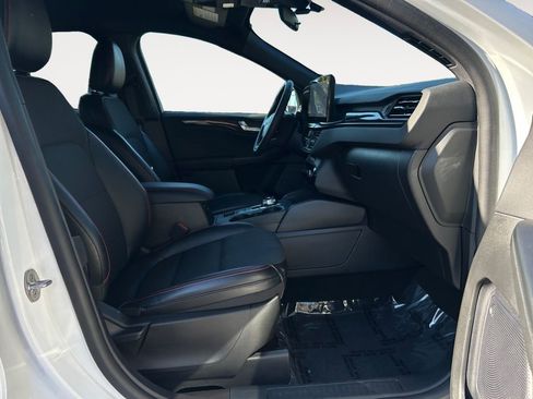 Used 2023 Ford Escape ST-Line w/ Tech Pack #1 image 10