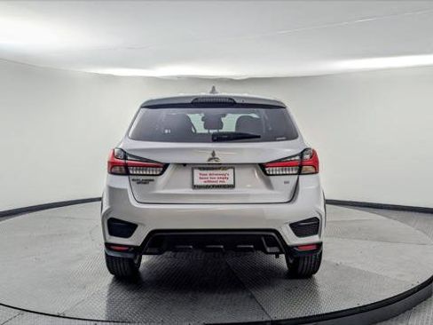 Used 2024 Mitsubishi Outlander Sport SE image 7