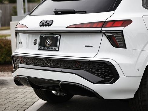 New 2026 Audi Q3 quattro 2.0T AWD/4WD image 9