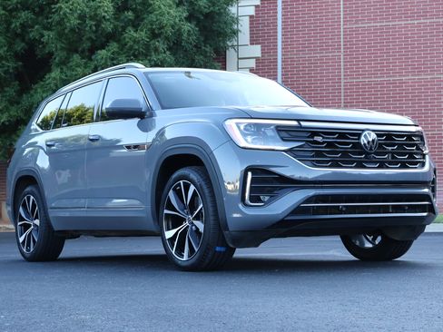 Used 2025 Volkswagen Atlas SEL Premium R-Line AWD/4WD image 1